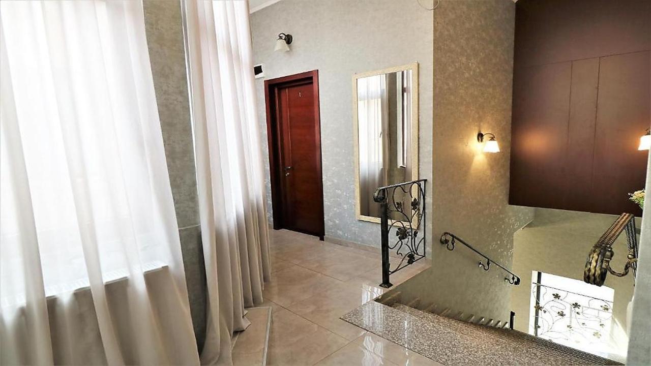 Tabori Apart Hotel Tbilisi Eksteriør bilde