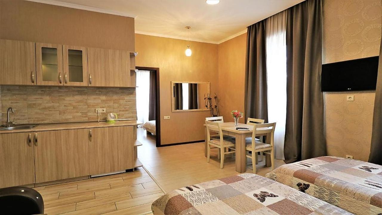 Tabori Apart Hotel Tbilisi Eksteriør bilde