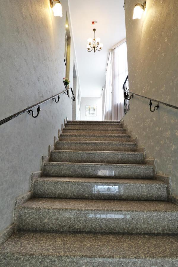 Tabori Apart Hotel Tbilisi Eksteriør bilde